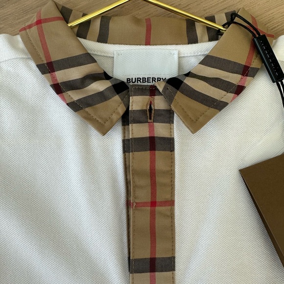 NWT Authentic Burberry baby romper - Picture 2 of 7